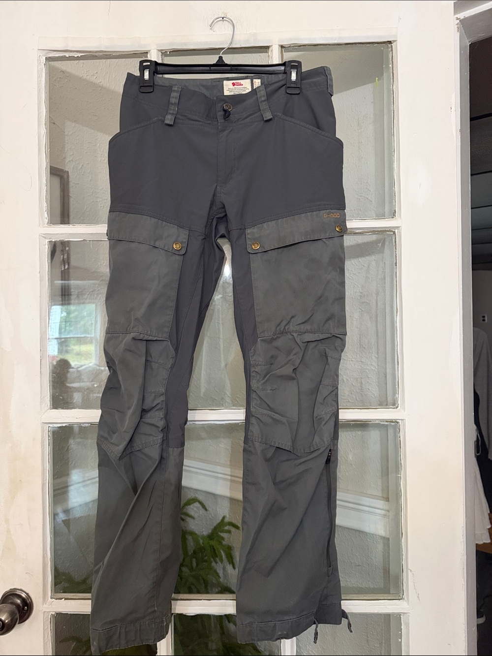 Fjall Raven Women Dark Gray Two-Tone Cargo Pants